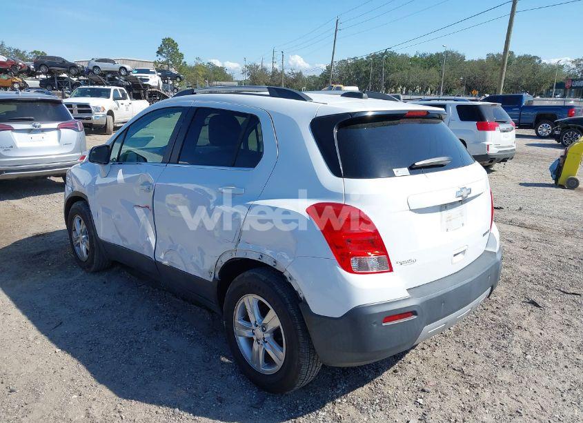 Photo 3 of 2015 Chevrolet Trax LT (VIN 3GNCJLSB8FL219317)