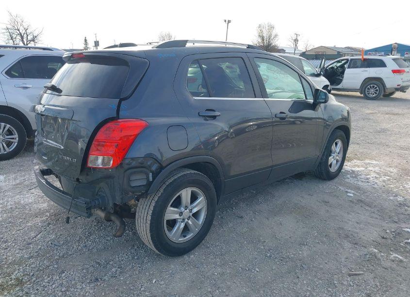 Photo 4 of 2016 Chevrolet Trax LT (VIN 3GNCJLSB8GL131899)