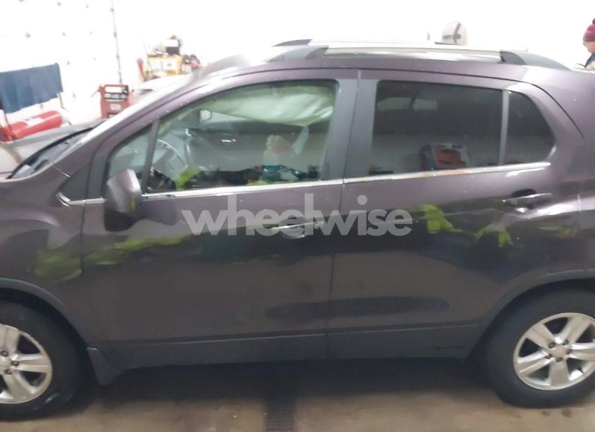 Photo 14 of 2016 Chevrolet Trax LT (VIN 3GNCJLSB8GL135872)