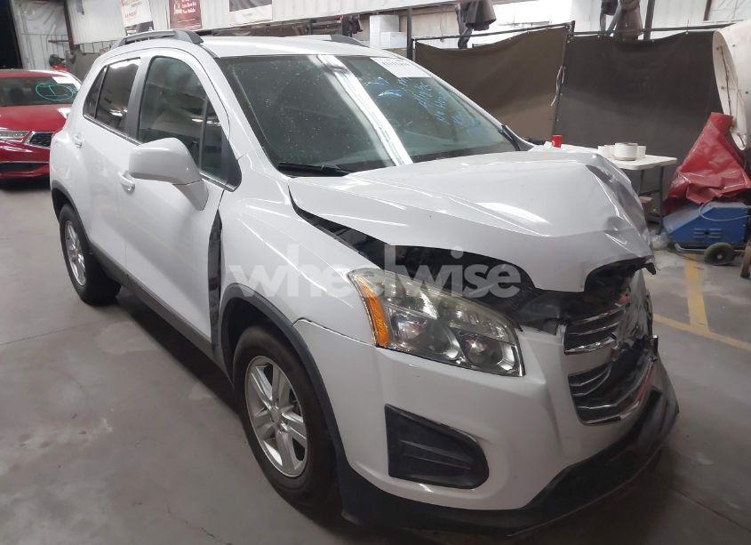 2016 Chevrolet Trax LT (VIN 3GNCJLSB8GL152879) main photo