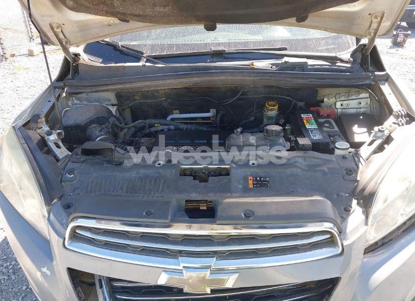 Photo 10 of 2016 Chevrolet Trax LT (VIN 3GNCJLSB8GL165793)