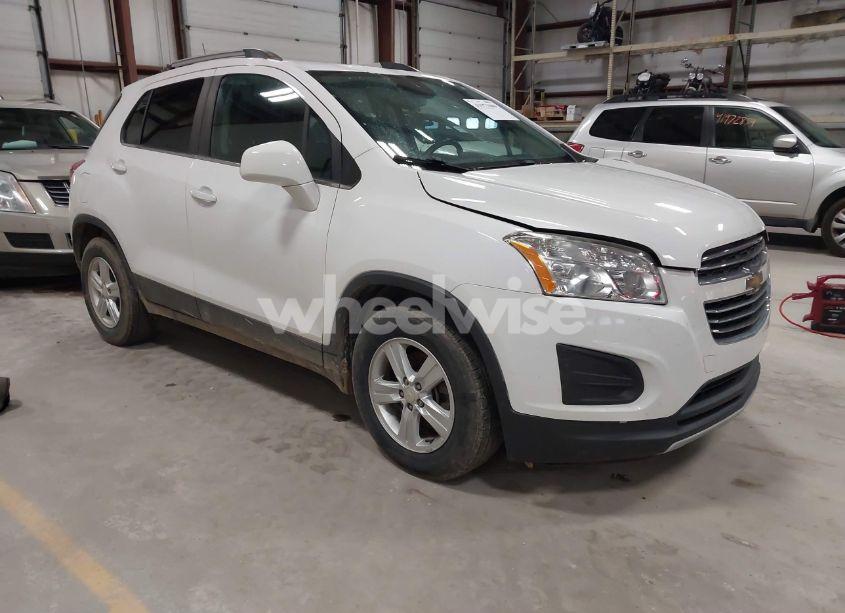 2016 Chevrolet Trax LT (VIN 3GNCJLSB8GL274769) main photo