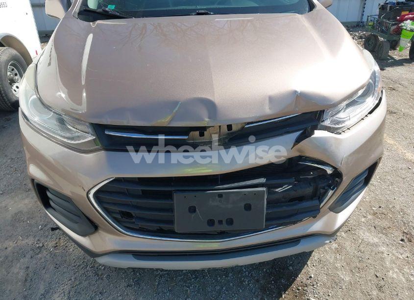 Photo 12 of 2018 Chevrolet Trax LT (VIN 3GNCJLSB8JL207404)