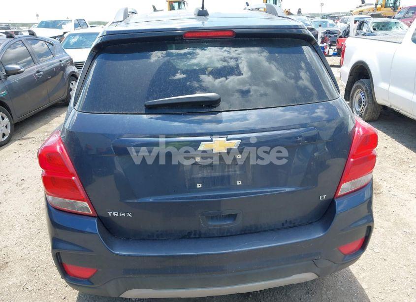 Photo 16 of 2018 Chevrolet Trax LT (VIN 3GNCJLSB8JL252620)