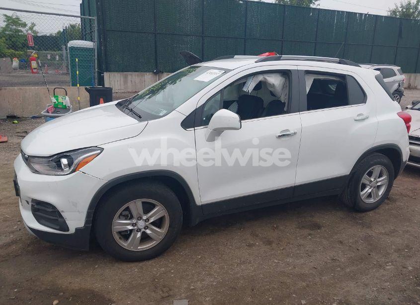 Photo 14 of 2018 Chevrolet Trax LT (VIN 3GNCJLSB8JL293202)