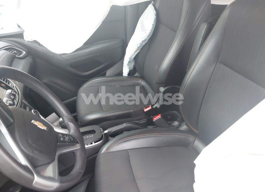 Photo 5 of 2018 Chevrolet Trax LT (VIN 3GNCJLSB8JL293202)