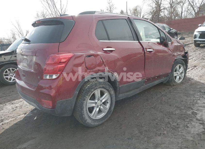 Photo 4 of 2018 Chevrolet Trax LT (VIN 3GNCJLSB8JL312525)