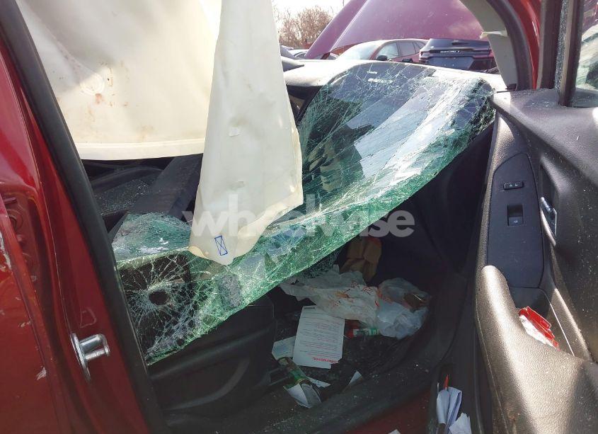 Photo 5 of 2018 Chevrolet Trax LT (VIN 3GNCJLSB8JL312525)