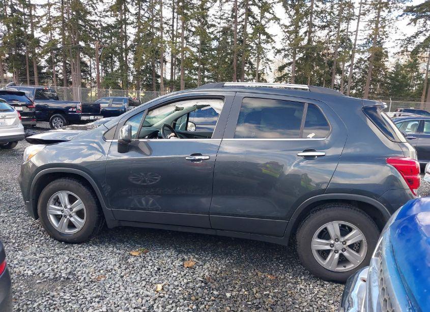 Photo 14 of 2019 Chevrolet Trax LT (VIN 3GNCJLSB8KL271637)