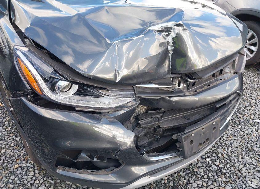 Photo 6 of 2019 Chevrolet Trax LT (VIN 3GNCJLSB8KL271637)