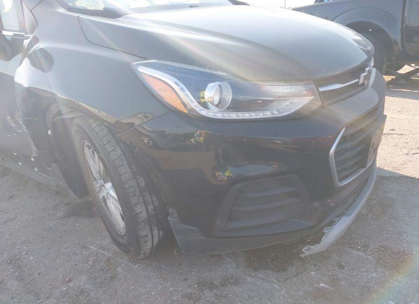 Photo 6 of 2019 Chevrolet Trax LT (VIN 3GNCJLSB8KL396881)