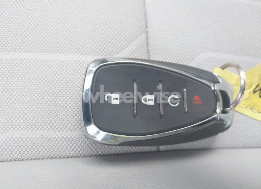 Photo 11 of 2019 Chevrolet Trax LT (VIN 3GNCJLSB8KL405806)