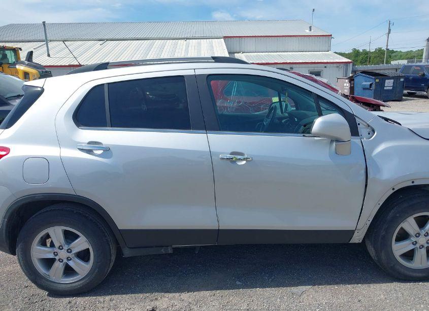 Photo 13 of 2020 Chevrolet Trax FWD LT (VIN 3GNCJLSB8LL238056)