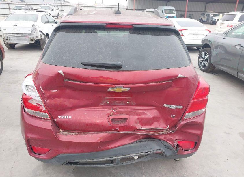 Photo 6 of 2020 Chevrolet Trax FWD LT (VIN 3GNCJLSB8LL250952)