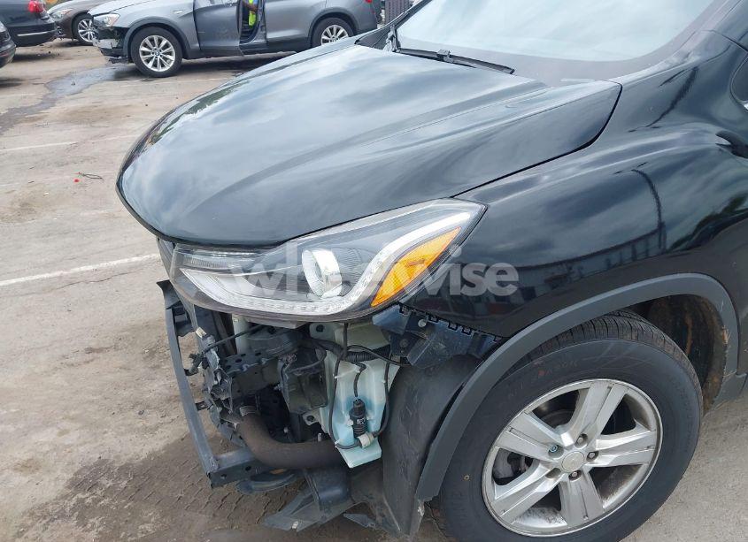 Photo 17 of 2020 Chevrolet Trax FWD LT (VIN 3GNCJLSB8LL333975)