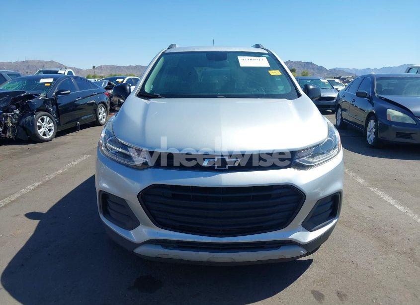 Photo 12 of 2020 Chevrolet Trax FWD LT (VIN 3GNCJLSB8LL336990)