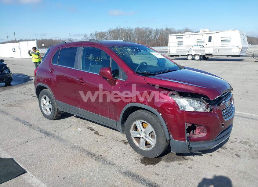 2016 Chevrolet Trax LT (VIN 3GNCJLSB9GL153121) main photo