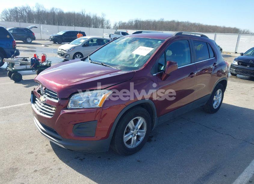 Photo 2 of 2016 Chevrolet Trax LT (VIN 3GNCJLSB9GL153121)