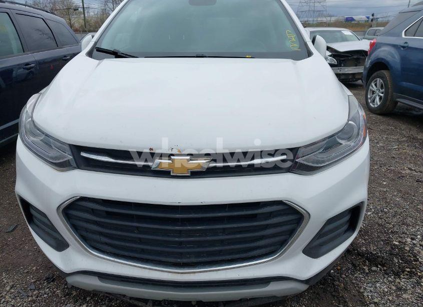 Photo 6 of 2017 Chevrolet Trax LT (VIN 3GNCJLSB9HL132562)
