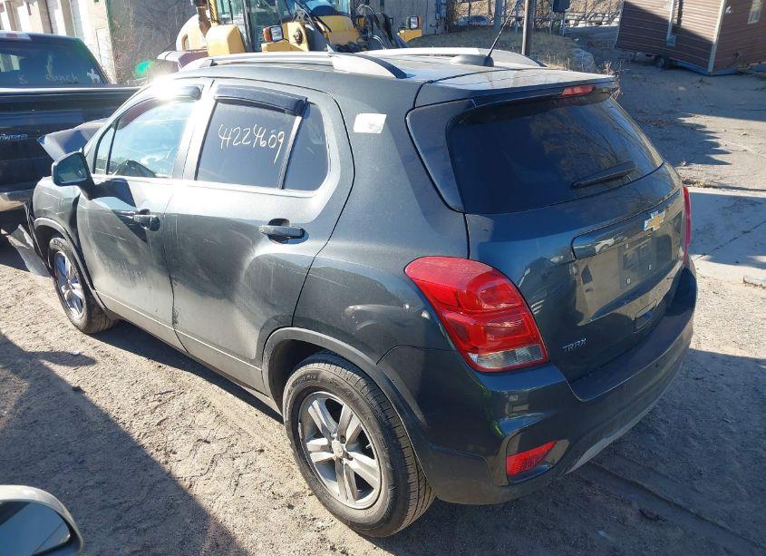 Photo 3 of 2017 Chevrolet Trax LT (VIN 3GNCJLSB9HL133193)