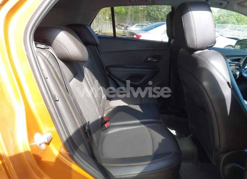 Photo 8 of 2017 Chevrolet Trax LT (VIN 3GNCJLSB9HL150611)