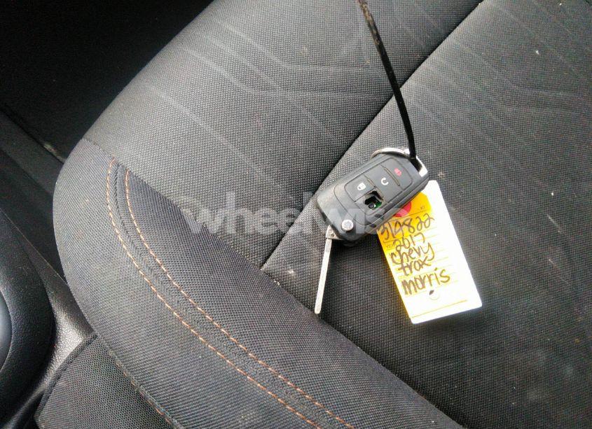 Photo 11 of 2017 Chevrolet Trax LT (VIN 3GNCJLSB9HL190994)