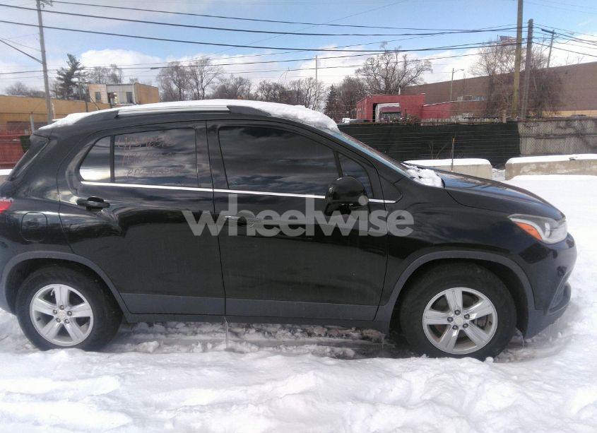 Photo 13 of 2017 Chevrolet Trax LT (VIN 3GNCJLSB9HL190994)