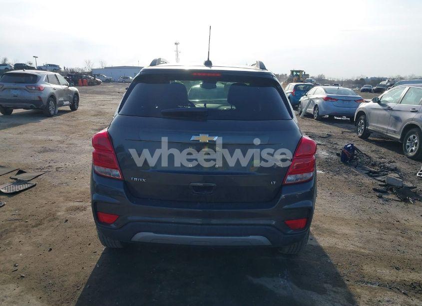 Photo 17 of 2017 Chevrolet Trax LT (VIN 3GNCJLSB9HL288147)