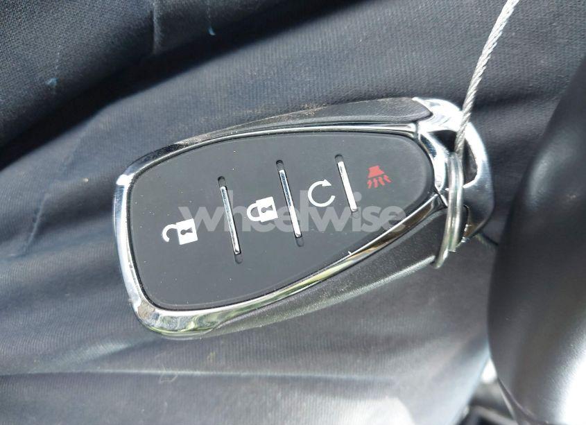 Photo 11 of 2018 Chevrolet Trax LT (VIN 3GNCJLSB9JL215625)