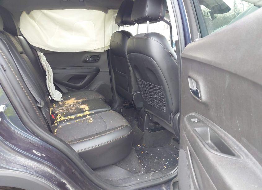 Photo 8 of 2018 Chevrolet Trax LT (VIN 3GNCJLSB9JL327308)