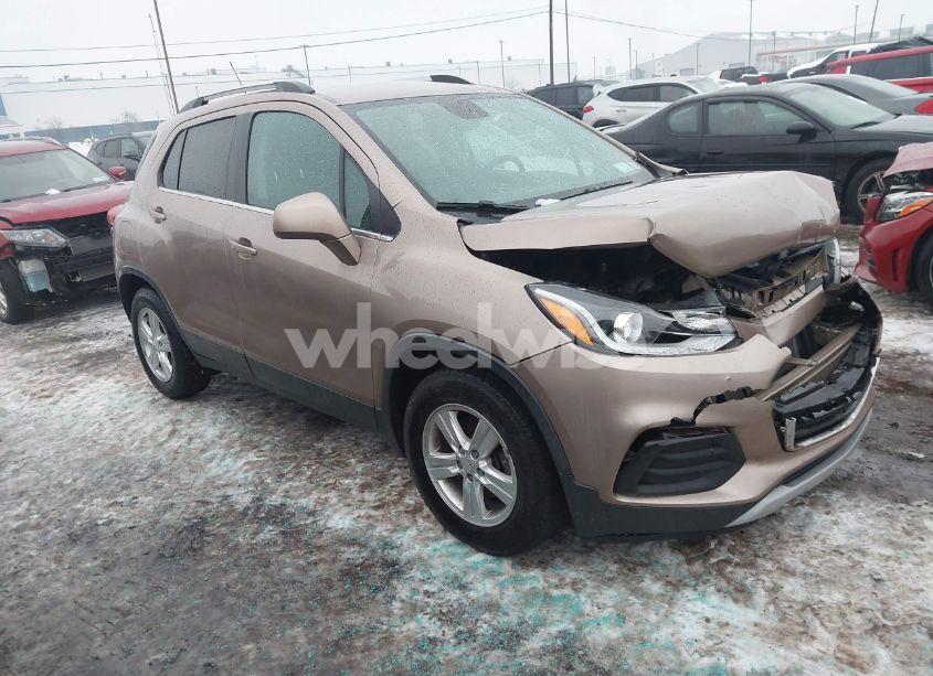 2018 Chevrolet Trax LT (VIN 3GNCJLSB9JL397200) main photo
