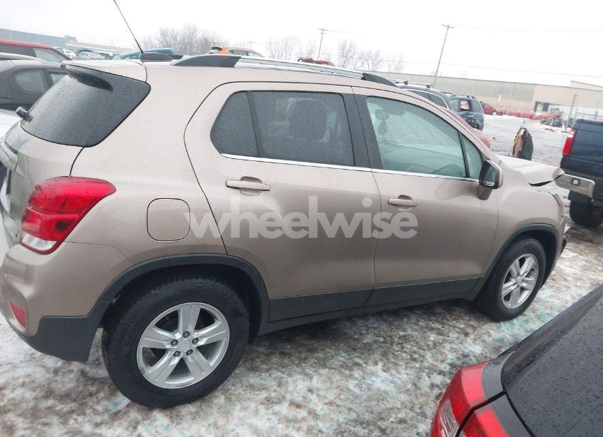 Photo 13 of 2018 Chevrolet Trax LT (VIN 3GNCJLSB9JL397200)