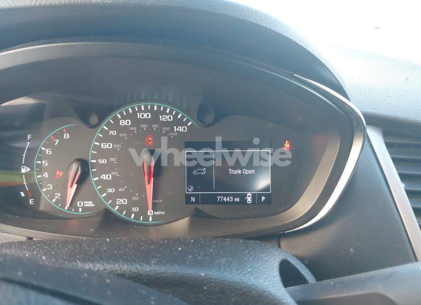 Photo 15 of 2019 Chevrolet Trax LT (VIN 3GNCJLSB9KL149059)