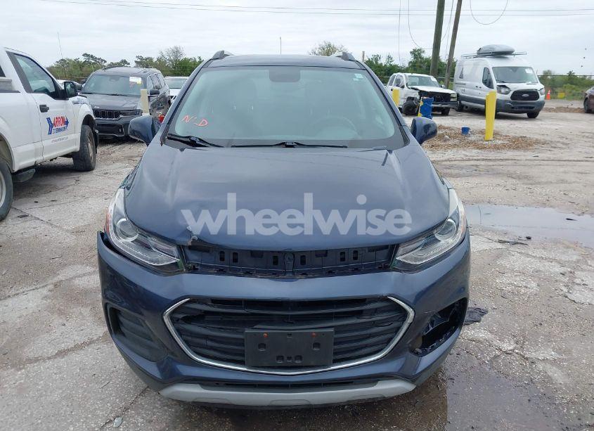 Photo 12 of 2019 Chevrolet Trax LT (VIN 3GNCJLSB9KL319999)