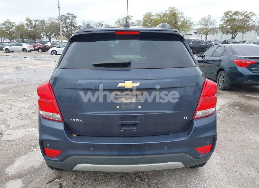 Photo 16 of 2019 Chevrolet Trax LT (VIN 3GNCJLSB9KL319999)