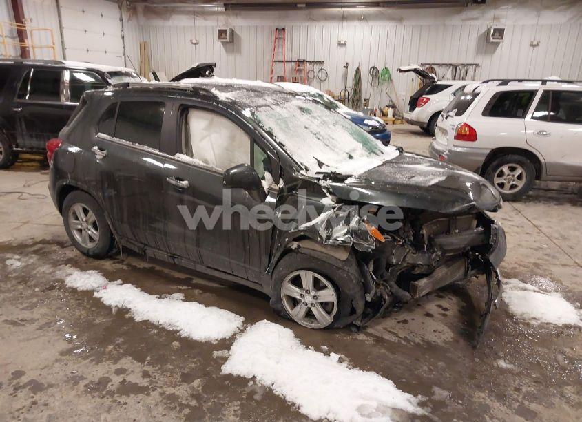 2019 Chevrolet Trax LT (VIN 3GNCJLSB9KL345048) main photo