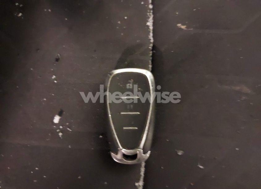 Photo 11 of 2019 Chevrolet Trax LT (VIN 3GNCJLSB9KL345048)