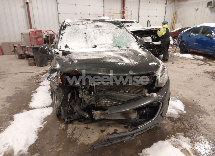 Photo 6 of 2019 Chevrolet Trax LT (VIN 3GNCJLSB9KL345048)