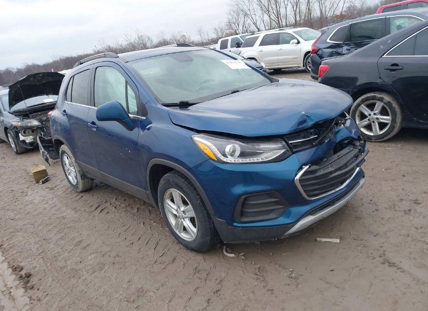 2020 Chevrolet Trax FWD LT (VIN 3GNCJLSB9LL223338) main photo