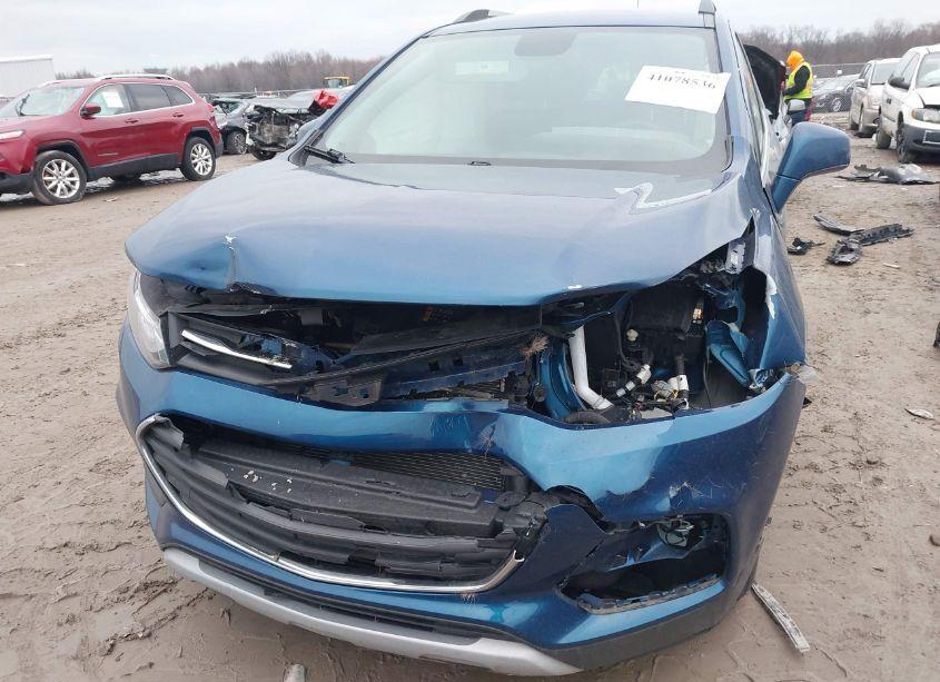 Photo 6 of 2020 Chevrolet Trax FWD LT (VIN 3GNCJLSB9LL223338)