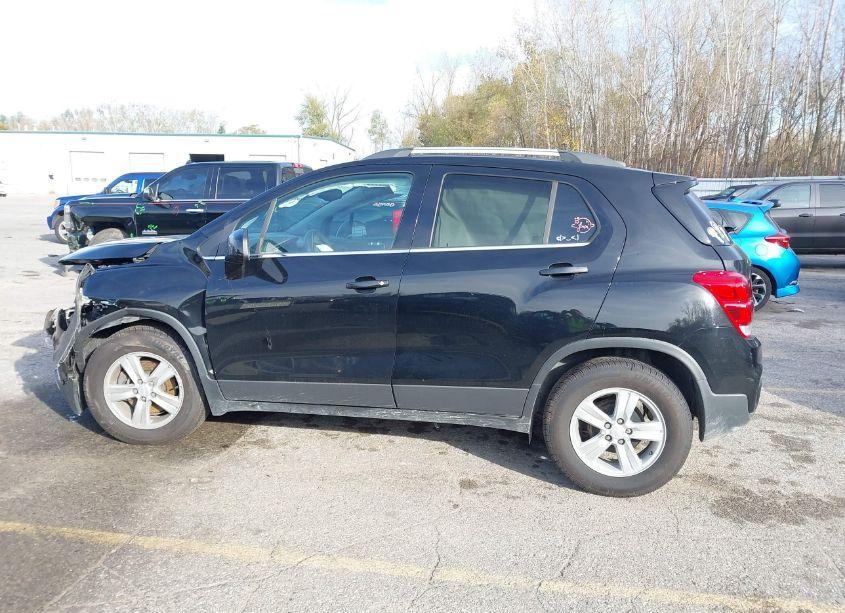 Photo 13 of 2020 Chevrolet Trax FWD LT (VIN 3GNCJLSB9LL233299)