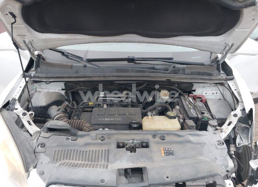 Photo 10 of 2015 Chevrolet Trax LT (VIN 3GNCJLSBXFL218671)