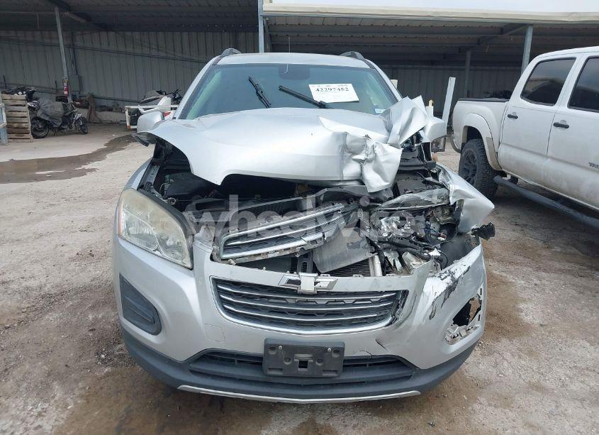 Photo 13 of 2016 Chevrolet Trax LT (VIN 3GNCJLSBXGL126574)