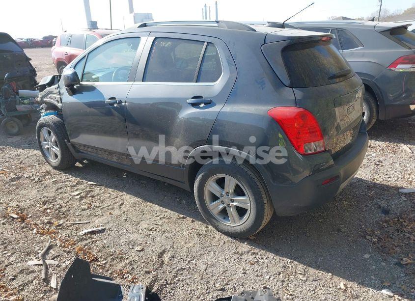 Photo 3 of 2016 Chevrolet Trax LT (VIN 3GNCJLSBXGL171790)
