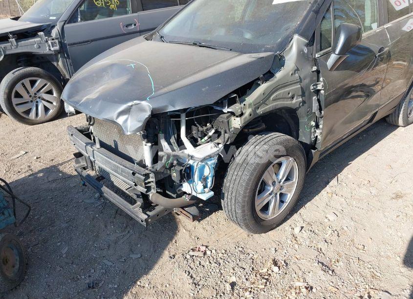 Photo 6 of 2016 Chevrolet Trax LT (VIN 3GNCJLSBXGL171790)