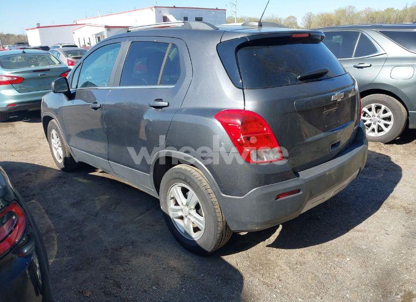 Photo 3 of 2016 Chevrolet Trax LT (VIN 3GNCJLSBXGL219062)