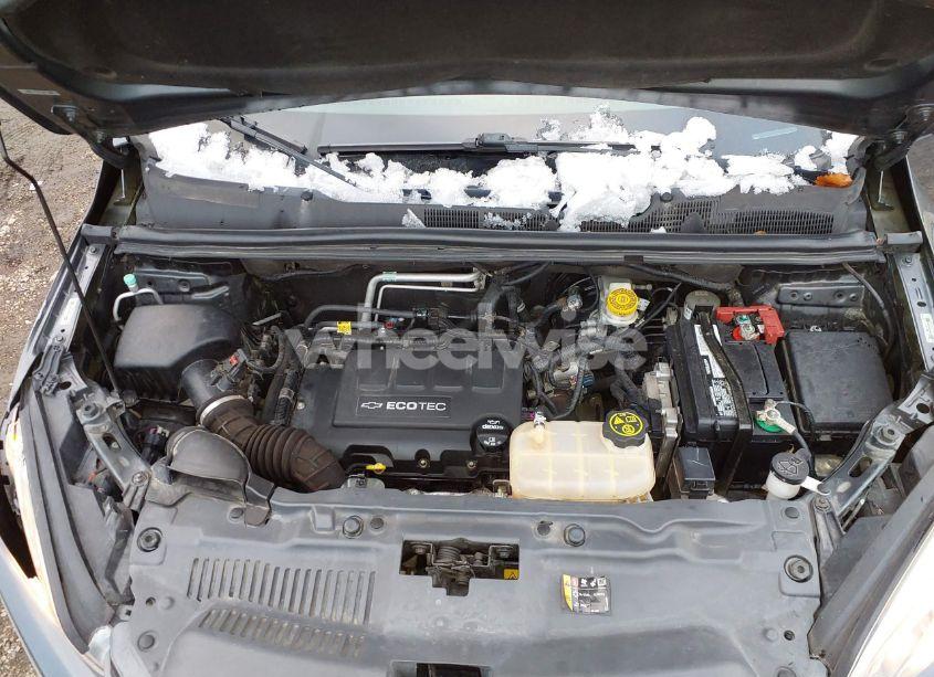 Photo 10 of 2016 Chevrolet Trax LT (VIN 3GNCJLSBXGL243961)