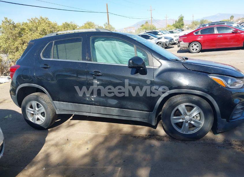 Photo 14 of 2017 Chevrolet Trax LT (VIN 3GNCJLSBXHL153503)