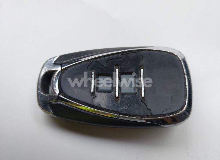 Photo 11 of 2018 Chevrolet Trax LT (VIN 3GNCJLSBXJL183879)