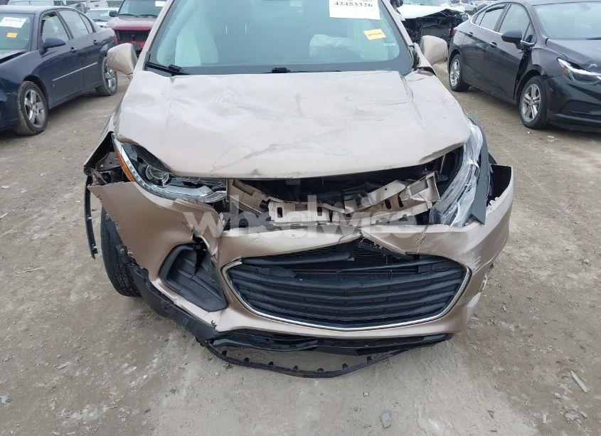 Photo 6 of 2018 Chevrolet Trax LT (VIN 3GNCJLSBXJL278152)